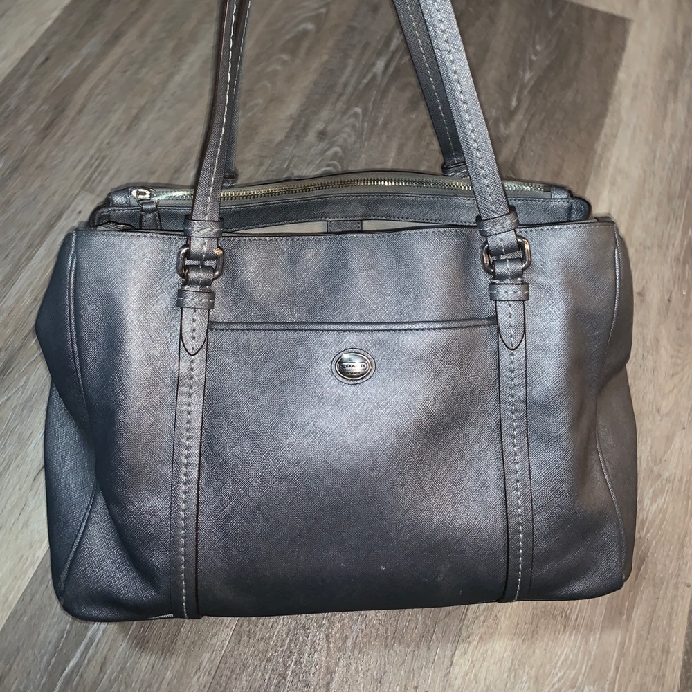 Authentic Coach tote purse